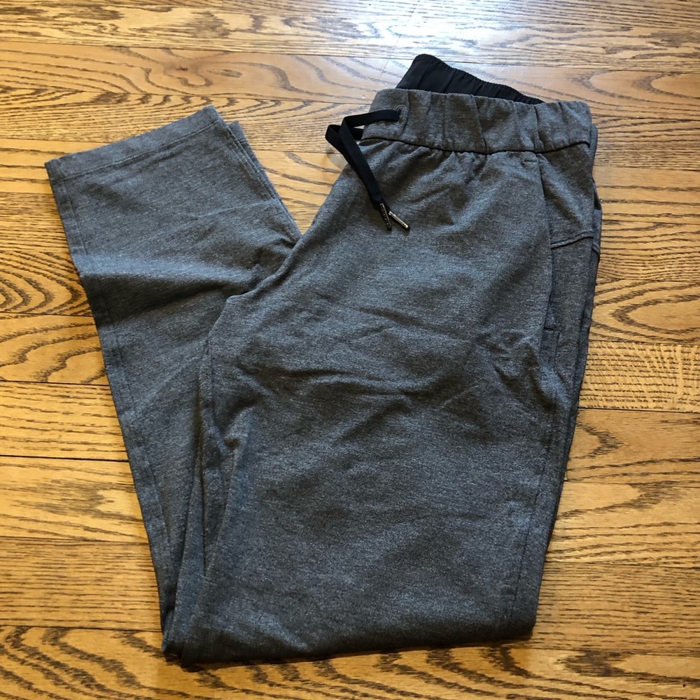 Lululemon On The Fly Pant 28” Heathered Black